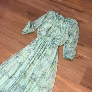 Women’s Dress (size and brand unknown due to faded tag)